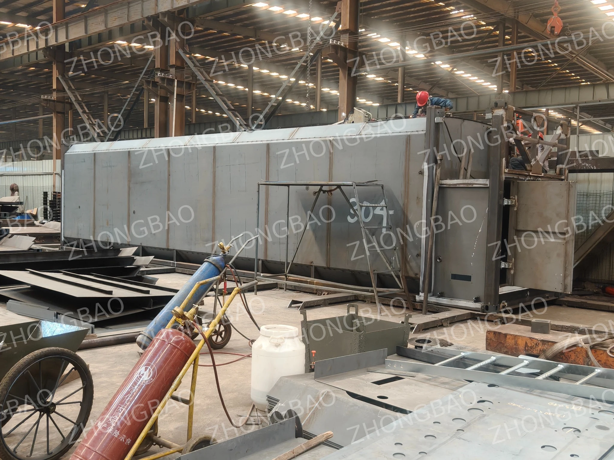 Large fuel tank structure under welding in the workshop